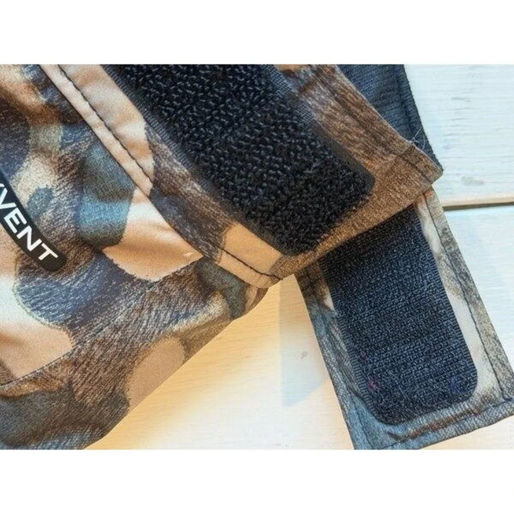 The North Face Dryvent Camo Ski Snow Pants EZ Grow Boys Size M 10